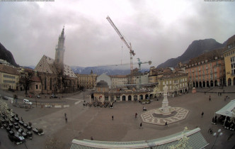 Náhledový obrázek webkamery Bolzano - Piazza Walther