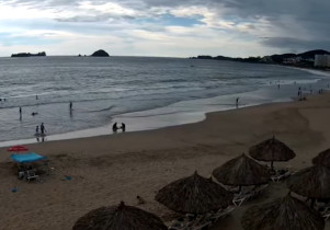 Náhledový obrázek webkamery Ixtapa Zihuatanejo - pláž