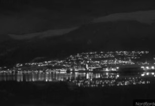 Náhledový obrázek webkamery Nordfjordeid - přístav Nordfjordeid