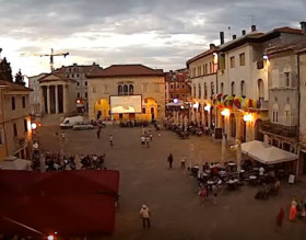 Náhledový obrázek webkamery Pula - náměstí 