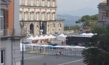 Náhledový obrázek webkamery Piazza del Plebiscito - Neapol