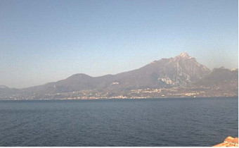 Náhledový obrázek webkamery Torri del Benaco - Jezero Garda