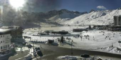 Náhledový obrázek webkamery Tignes - lyžařský areál Aiguille Percée 